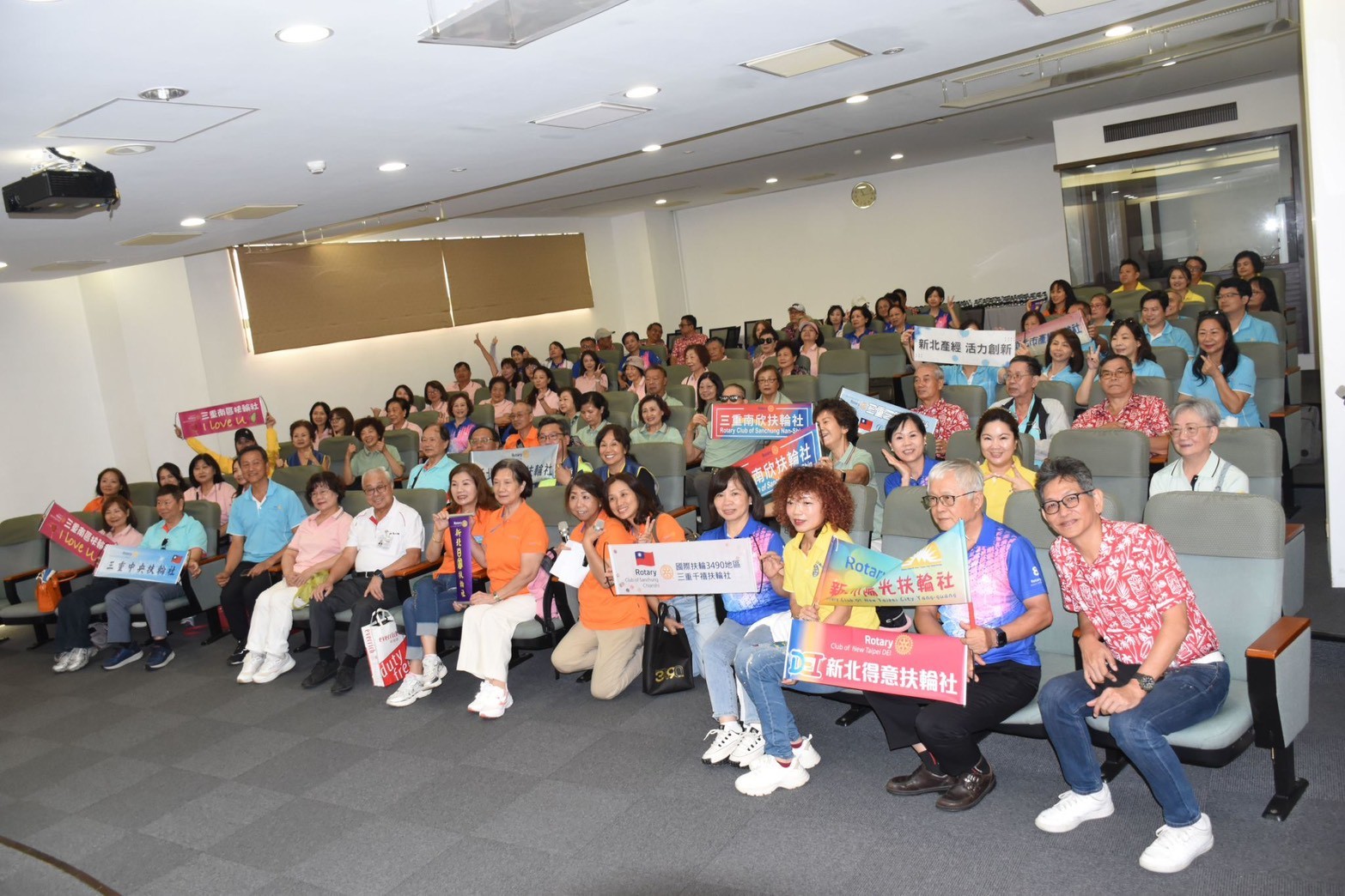 LINE_ALBUM_1141002五八分區聯合職業服務參訪台灣保來得-竹南廠_251002_74.jpg LINE_ALBUM_1141002五八分區聯合職業服務參訪台灣保來得-竹南廠_251002_74.jpg